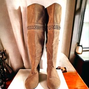 - Mudd Boots Faux Suede Tan Women's Knee-high Boots Size 8